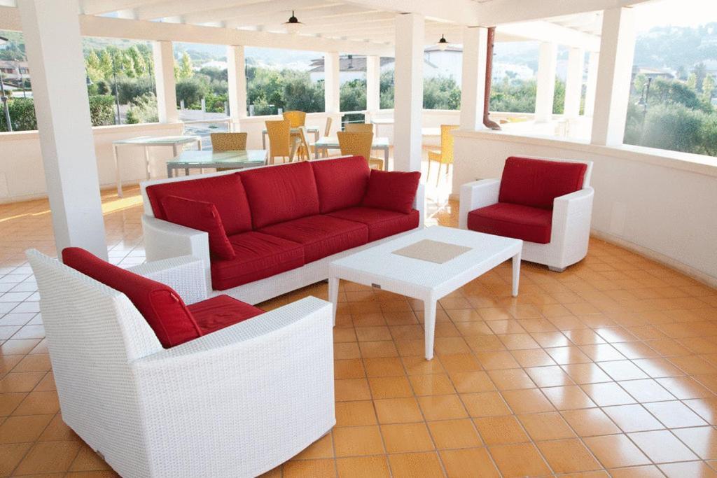 Ganimede Hotel Sperlonga Exterior photo