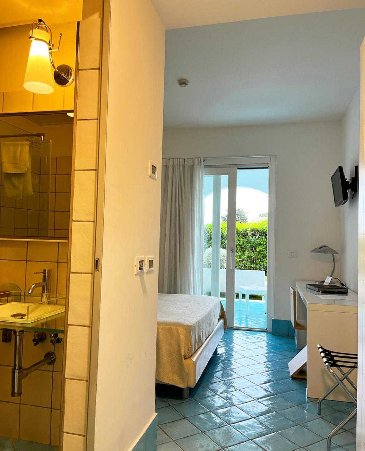 Ganimede Hotel Sperlonga Room photo